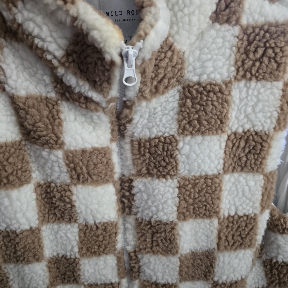 Wild Rose Fuzzy Vest in Brown and Cream - Picture 7 of 12